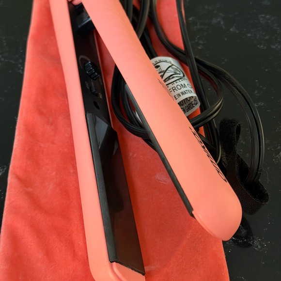 Amika Strand Perfect Ceramic Styler LE bonus Hydro Rush - Picture 5 of 8